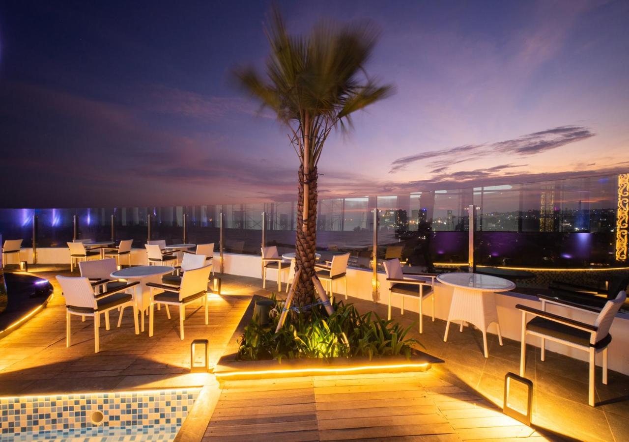 Pentacity Hotel Balikpapan 外观 照片