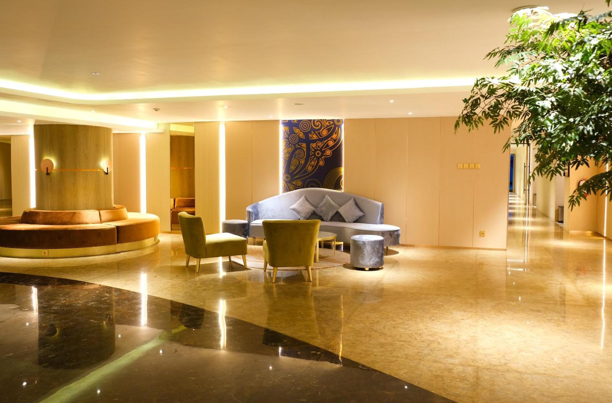 Pentacity Hotel Balikpapan 外观 照片